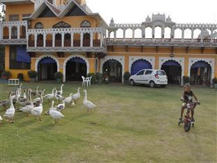 Banni Khera Farm Resort Rohtak Екстер'єр фото